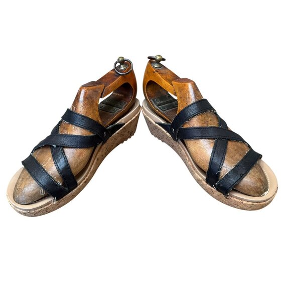 Crocs A Leigh Mini Wedge Sandals Womens 9 Leather Strappy Black - Picture 3 of 7